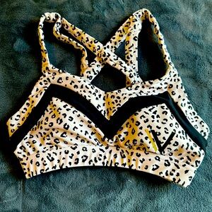 Leopard print vull sports bra